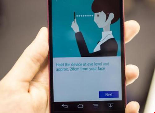 Điều khiển smartphone bằng mắt nhờ ứng dụng GazeCapture