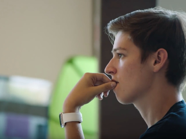 Thử ngay ứng dụng kì lạ Lifestage mà Facebook vừa ra mắt dành riêng cho tuổi teen