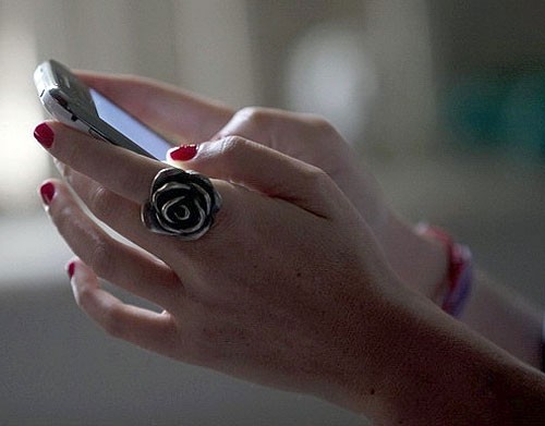 Ứng dụng 'theo dõi bạn trai' gây phẫn nộ ở Brazil. 