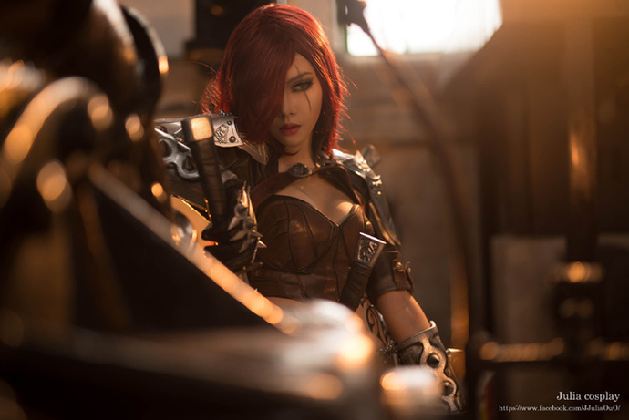 LMHT: Cosplay Katarina cực 'bốc' không thể bỏ qua