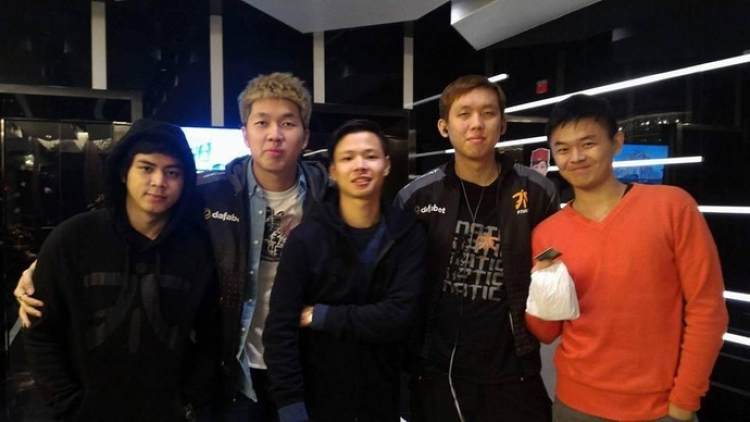 "Bội thực" giải đấu, Fnatic bất ngờ tuyên bố bỏ We Play S3