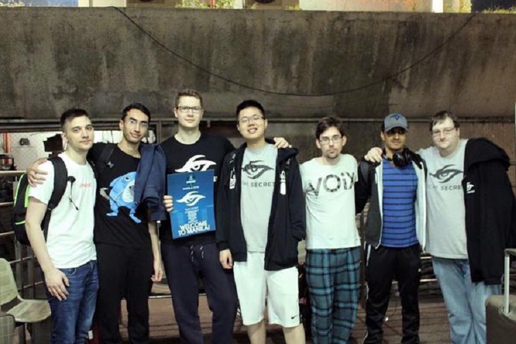 Những hình ảnh vừa đặt chân tới ESL One Manila của các team thi đấu