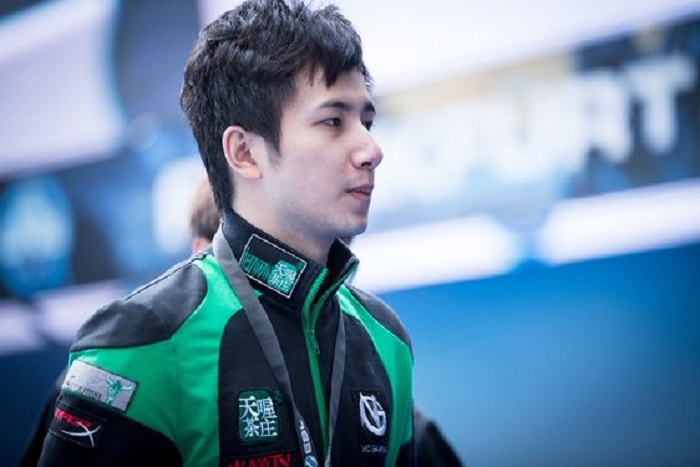 Cuộc chạm mặt không khoan nhượng giữa Fy và Solo ở giải Starladder i-League