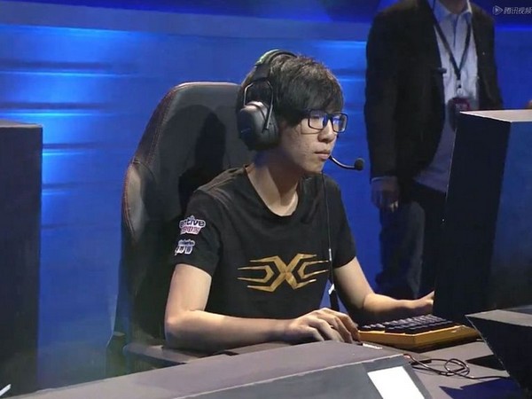 Khả năng giã từ thi đấu chuyên nghiệp của U sau khi rời khỏi Snake