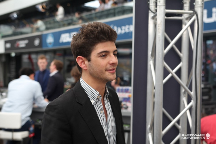 Dàn Coach "hot boy" đổ bộ Manila Major