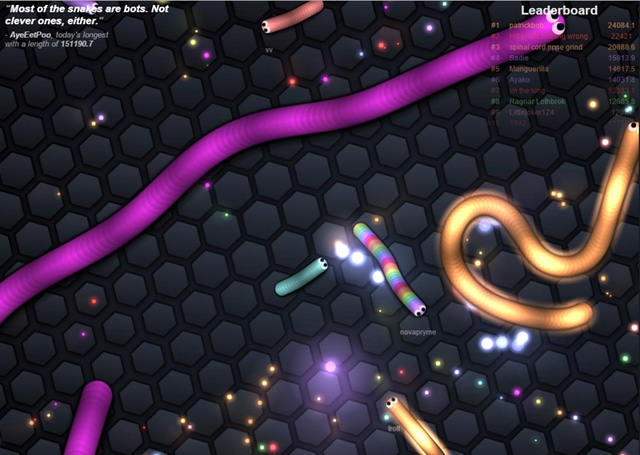 Sốc với game thủ hack não đối phương trong trò chơi Slither.io 