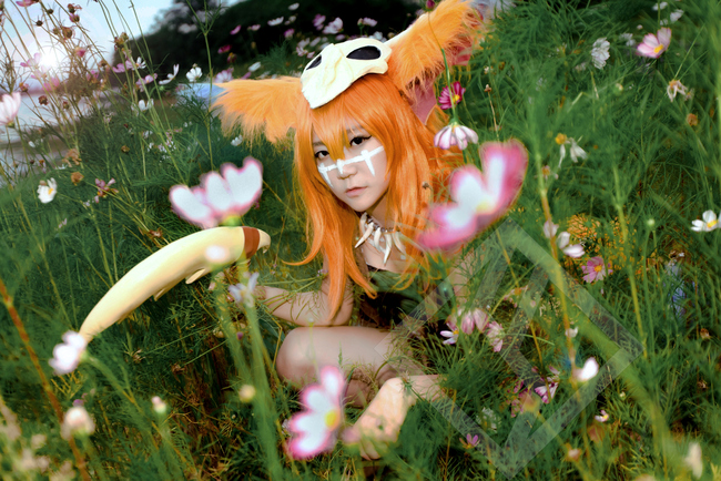 Cosplay Gnar phiên bản nữ cực dễ thương