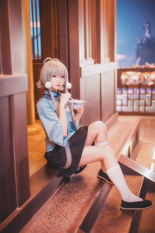 Cùng ngắm cosplay nữ ca sĩ Vocaloid dễ thương đến... ngây người