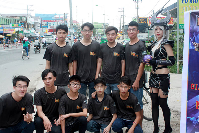 Giải đấu Liên Minh Huyền Thoại Luna Net Quý III Ngày 2 - Syndra xuất hiện