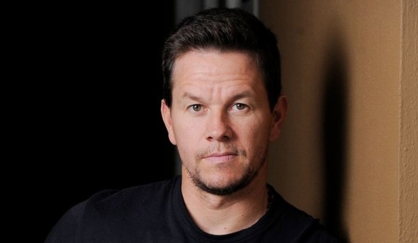 Mark Wahlberg và ngôi sao bóng rổ LeBron James có thể cùng thực hiện một bộ phim