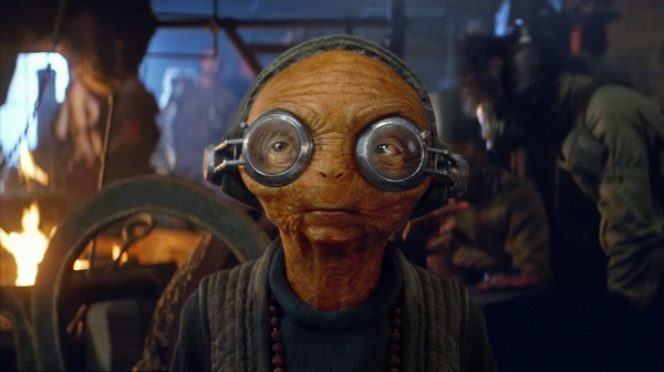 Nữ diễn viên phim Star Wars xác nhận Maz Kanata sẽ xuất hiện trong Episode 8