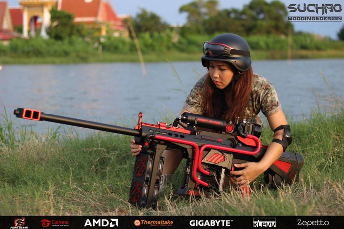 Ngất ngây với bộ case máy tính được mod thành hình súng "ba-zét" cực đẹp