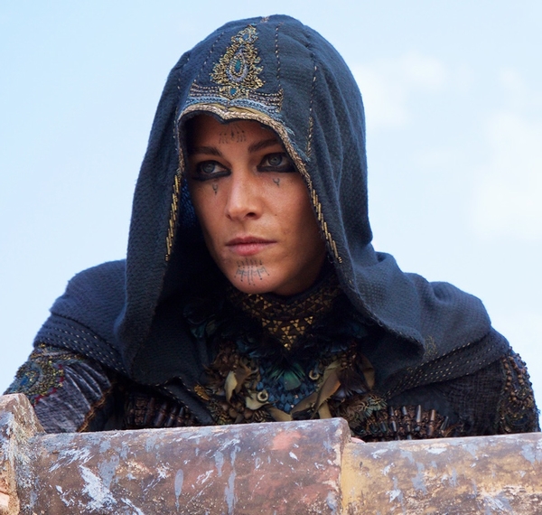 Đạo diễn Assassin's Creed tiết lộ về nhân vật đồng hành với Fassbender