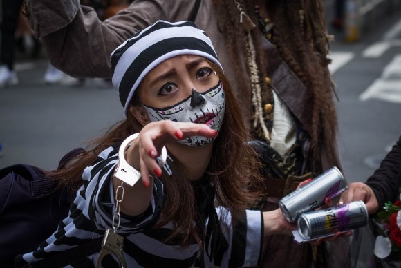 Một số hình ảnh hóa trang thú vị tại Nhật Bản trong ngày Halloween vừa qua