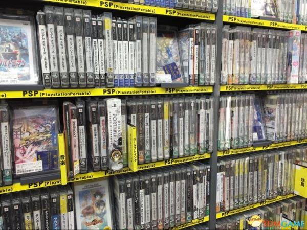 Cùng ghé qua cửa hàng bán game "second hand" chi có tại Nhật Bản