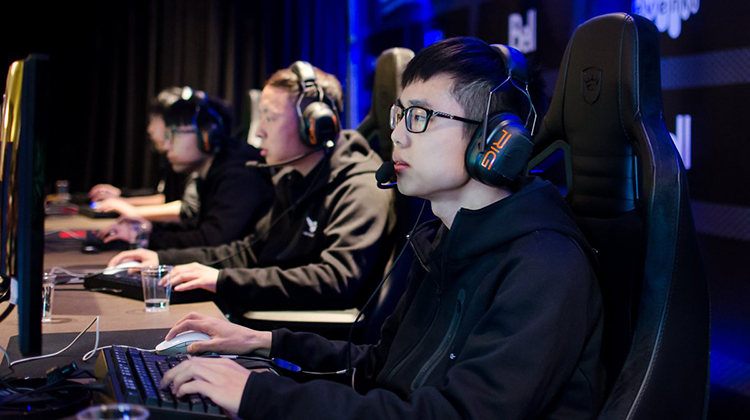 Chật vật vượt qua NP, Wings Gaming vô địch BEAT Invitational 2016