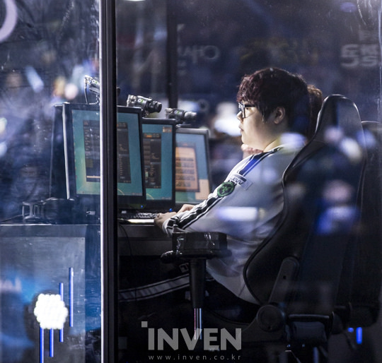 LMHT: Giáo viên từng cho phép Wolf ngủ trong lớp vào buổi sáng vì anh phải luyện tập vào ban đêm