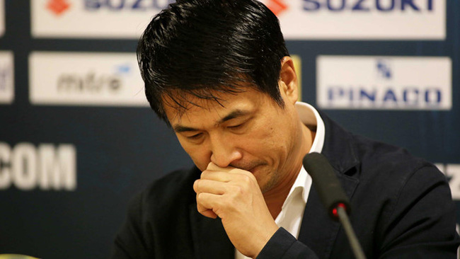 Phó thủ tướng Vũ Đức Đam động viên khiến đội tuyển Việt Nam rơi nước mắt