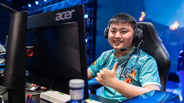 LMHT: Uzi trở thành SoloKing tại All-star 2016