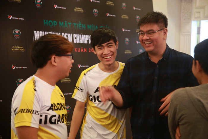 MDCS 2017: Trả lời phỏng vấn Báo chí các đội tham gia đều rất háo hứng và vui vẻ