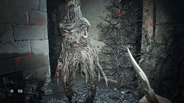 Kinh ngạc với game thủ phá đảo Resident Evil 7 mà từ đầu đến cuối chỉ cầm dao