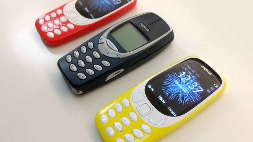 Nokia 3310 hồi sinh: Pin 1 tháng, va đập "trâu bò" với thiết kế và màu sắc tươi trẻ