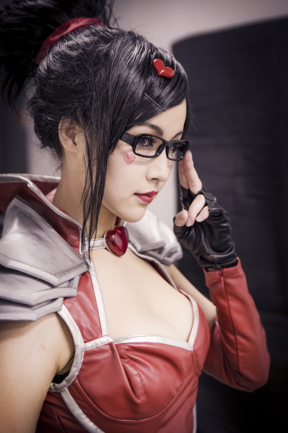 LMHT: Cosplay Vaynelentine xinh như mộng