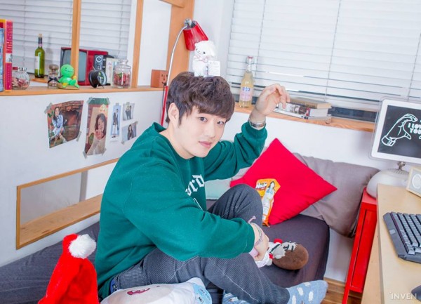 Xuất hiện bộ ảnh đẹp như siêu sao của xạ thủ Liên Minh Huyền Thoại xuất sắc nhất thế giới SKT Bang