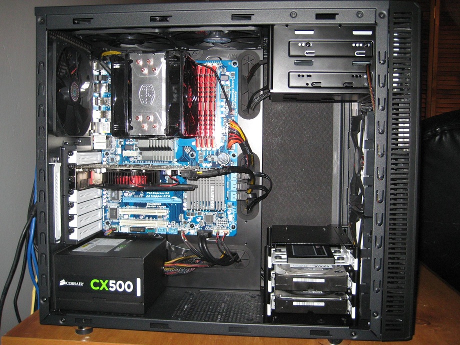 Các kết nối cơ bản trong dàn máy tính chơi game mà bạn cần biết