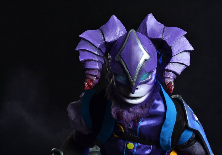 DOTA 2: Cosplay Riki và Templar Assassin tuyệt đẹp