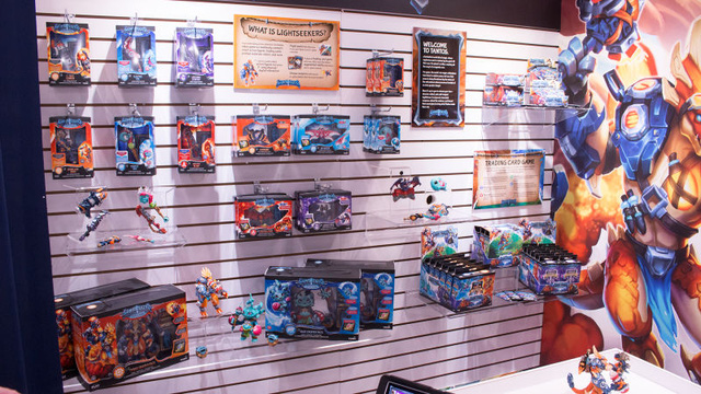 Lightseekers - Tựa game nhập vai kết hợp đồ chơi hấp dẫn 