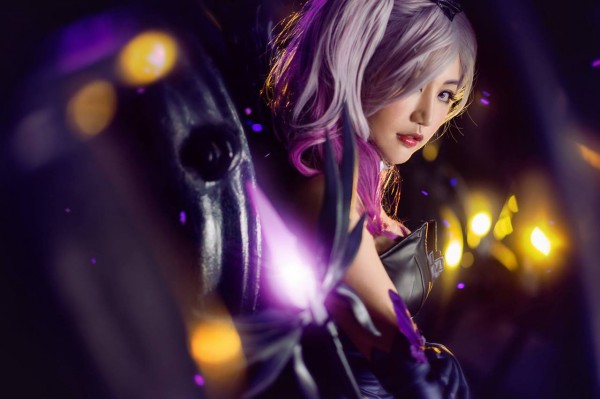 Mất hồn với Cosplay Lux Nguyên Tố bóng đêm siêu huyền ảo