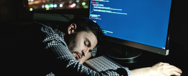 Bộ não sẽ bị hư hại nghiêm trọng nếu các game thủ thức khuya cày game quá nhiều