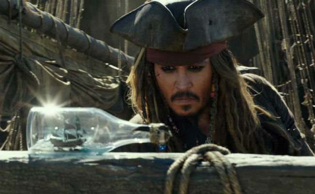 Johnny Depp - Cái tên gắn liền với danh cướp biển Jack Sparrow