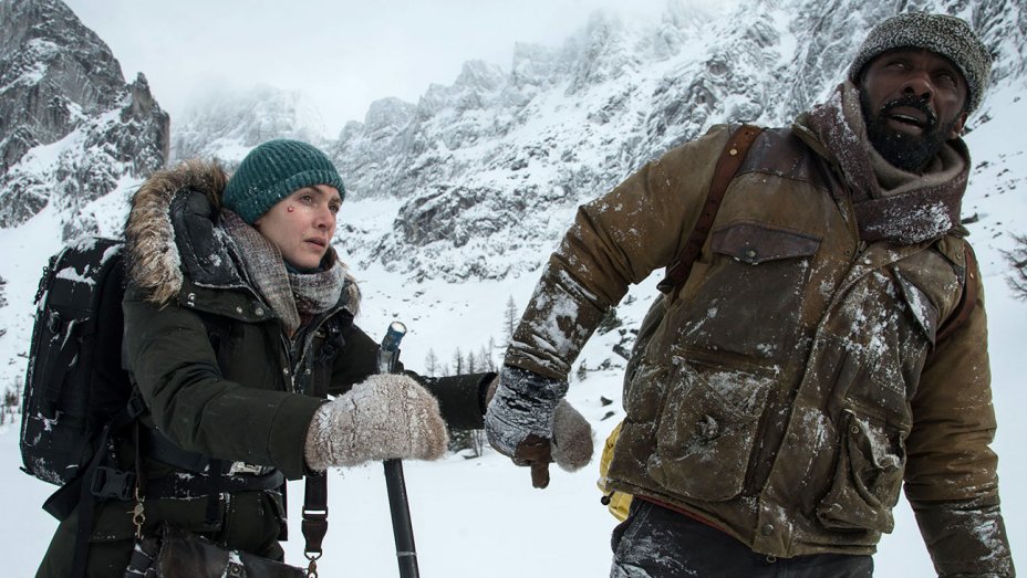 “The Mountain Between Us”: Hành trình sinh tồn nơi hoang dã của Idris Elba và Kate Winslet