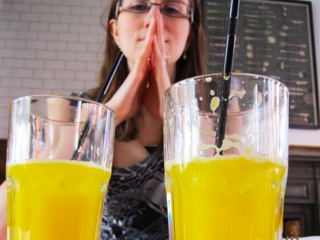 8 thói quen hàng ngày tàn phá nghiêm trọng sức khỏe của bạn, số 3 tưởng không hại mà hại không tưởng