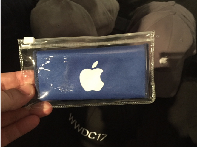 Apple mở bán những sản phẩm mà fan không thể nào bỏ qua