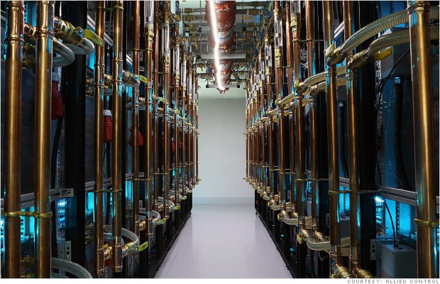 Cùng là đào Bitcoin bằng chip chuyên biệt tại Trung Quốc, hãy xem sự khác biệt giữa một "mỏ tiền ảo" ở Đại Lục so với ở Hongkong