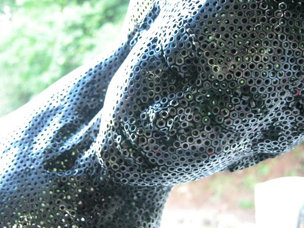 Không ai nghĩ những tấm kim loại cắt lát có thể tạo ra kiệt tác như thế này!