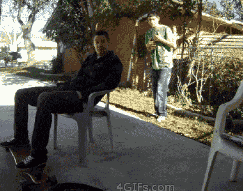 16 pha chơi khăm thảm họa và cái kết không thể đắng hơn 3