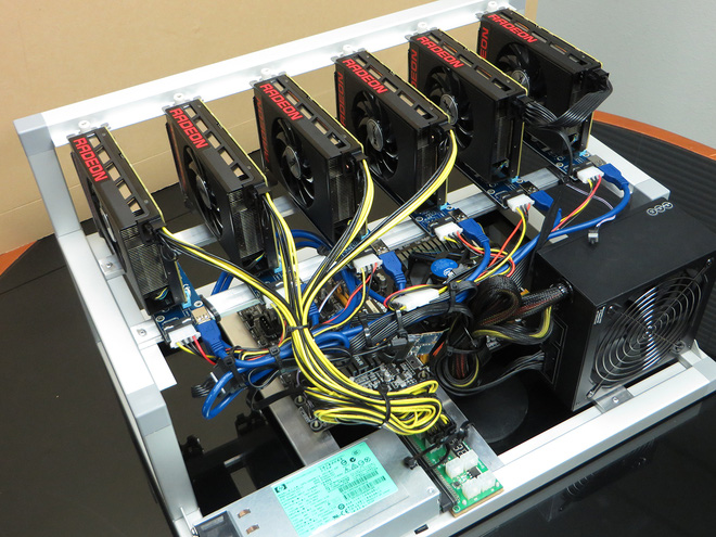 Nhiều người đang kiếm bộn tiền nhờ bán những dàn máy chuyên để đào tiền ảo