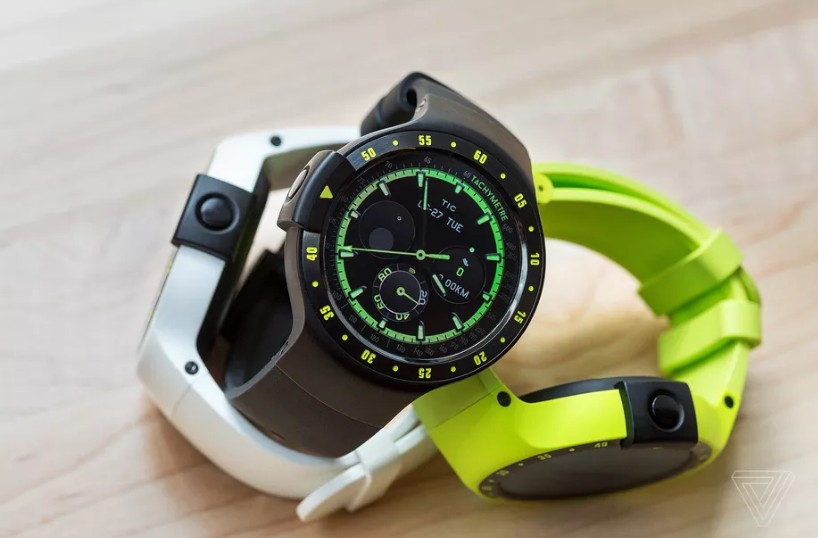 Đồng hồ thông minh Android Wear này có giá khởi điểm dưới $100