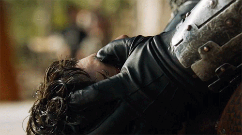 Những cái chết gây sốc nhất qua 6 mùa “Game of Thrones” 8