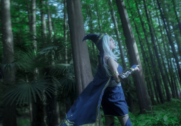 LMHT:Cosplay cô nàng Ashe vô cùng xinh đẹp
