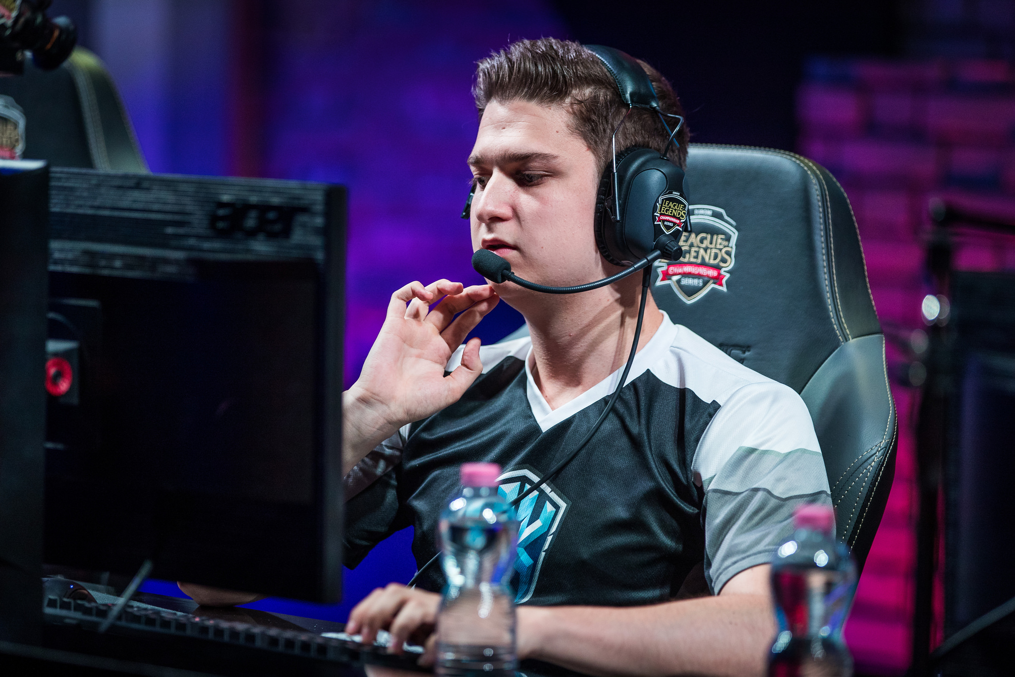 LMHT: Leblanc không phải là một lựa chọn đáng tin cậy trong thời điểm hiện tại