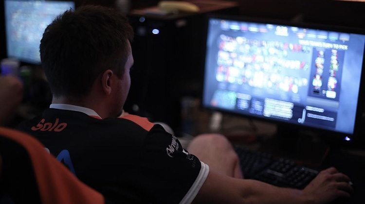 Vòng bảng TI 7 ngày 2: VP bị LFY vả sấp mặt 2 trắng