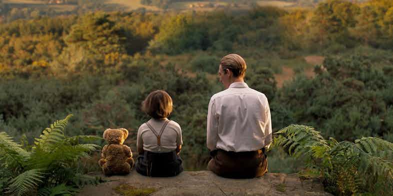 "Goodbye Christopher Robin" - Chú gấu Pooh đã được tạo ra như thế nào?