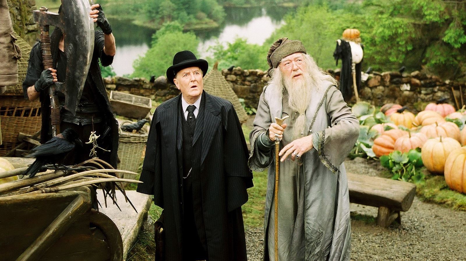 "Bộ trưởng Bộ pháp thuật" Robert Hardy qua đời ở tuổi 91