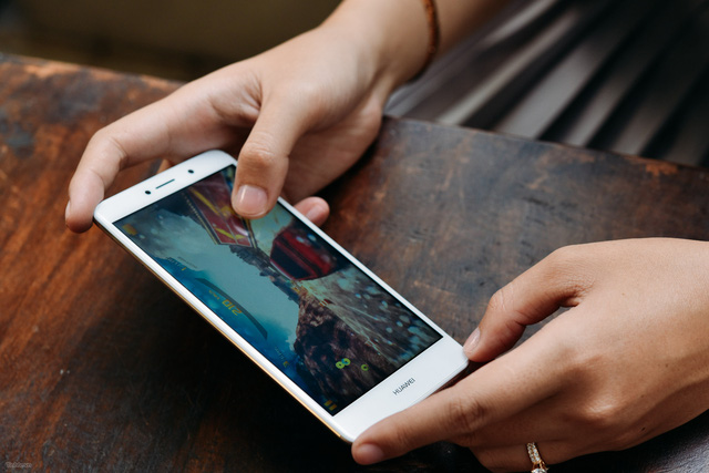 Đây là 7 smartphone tầm trung RAM 4GB cực đáng sắm hiện nay