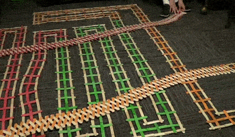 18 cảnh công trình Domino sụp đổ vô cùng đã mắt được thực hiện 10